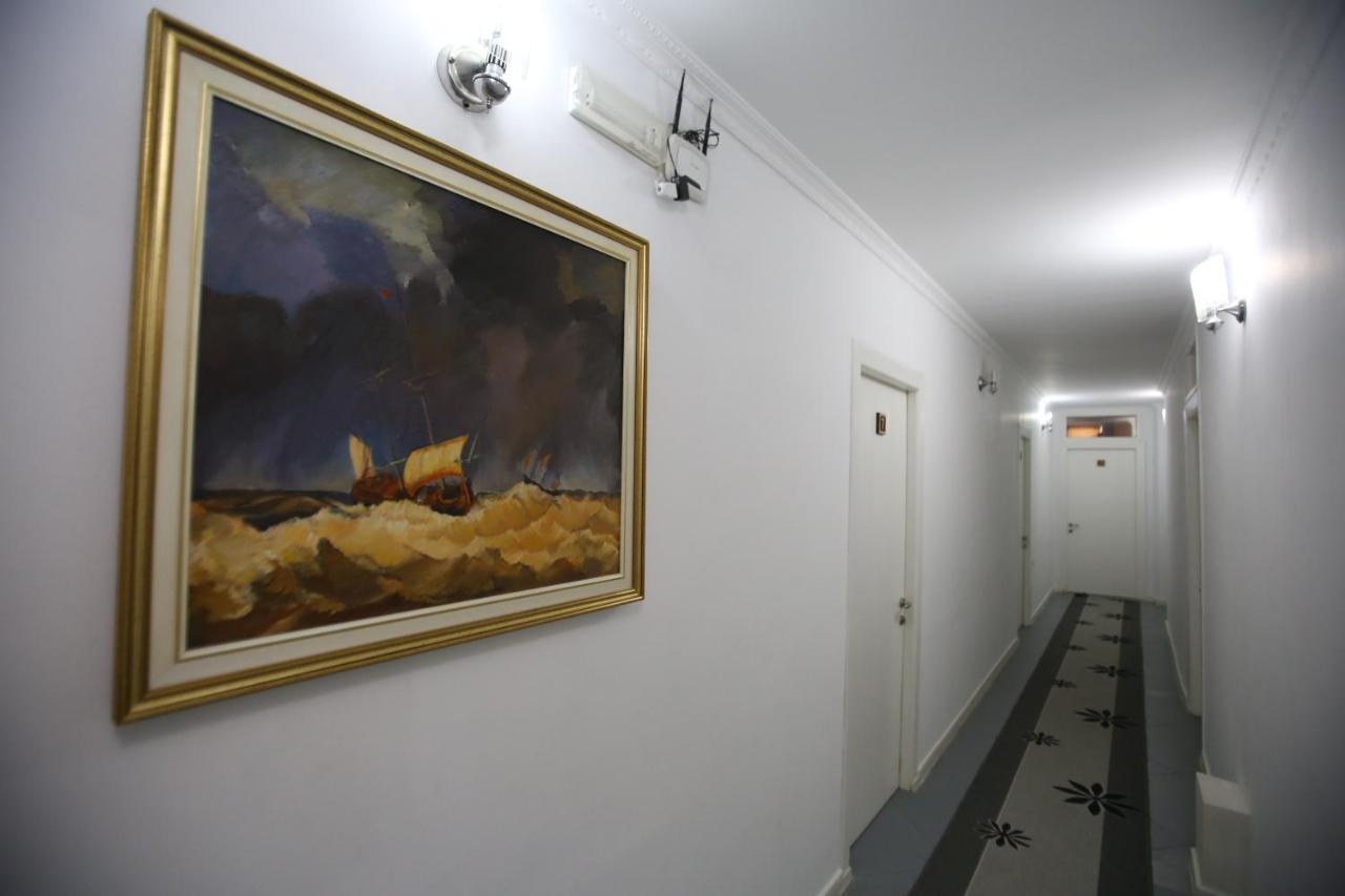 Hotel Pasarela ベラト エクステリア 写真