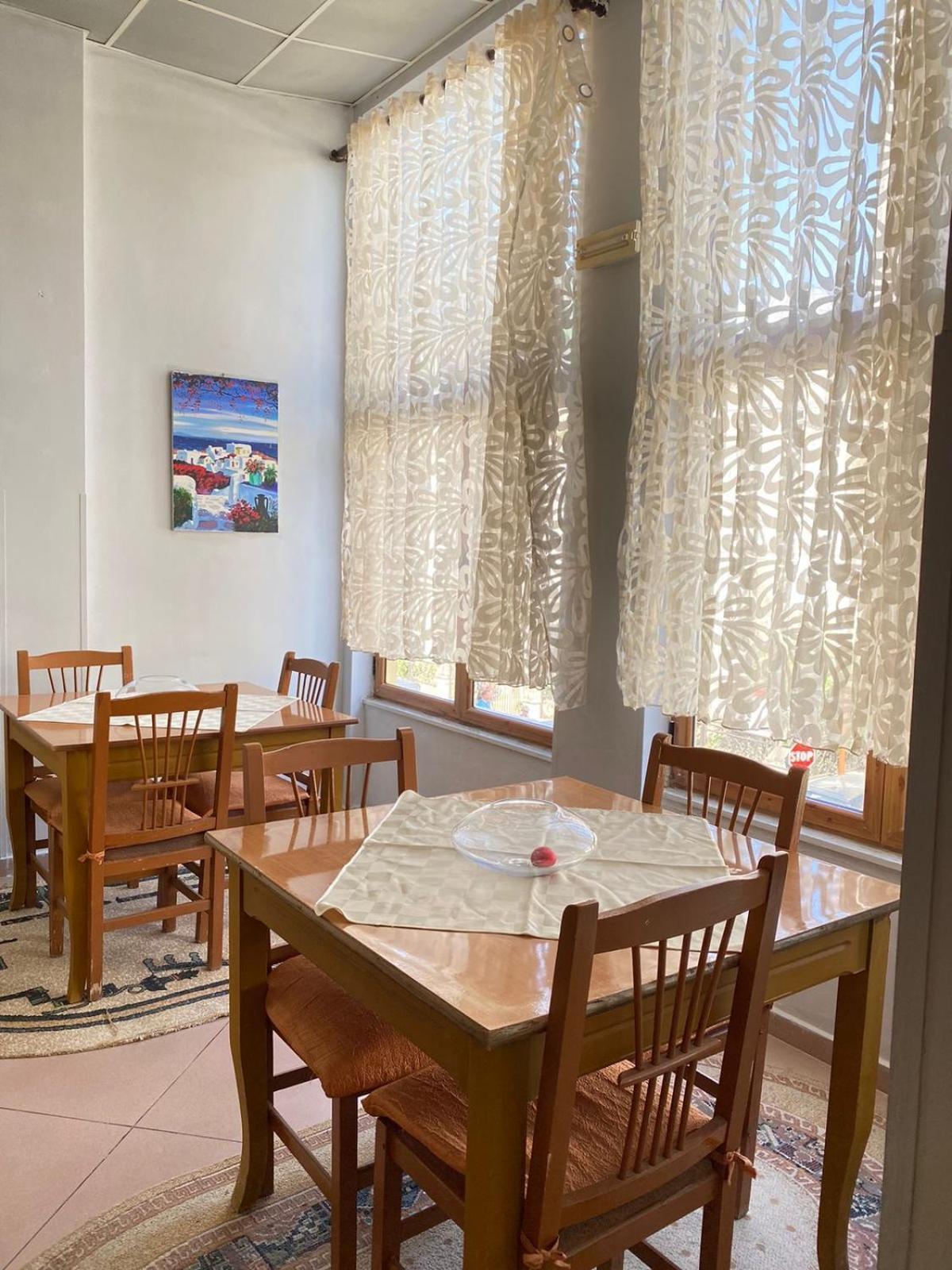 Hotel Pasarela ベラト エクステリア 写真