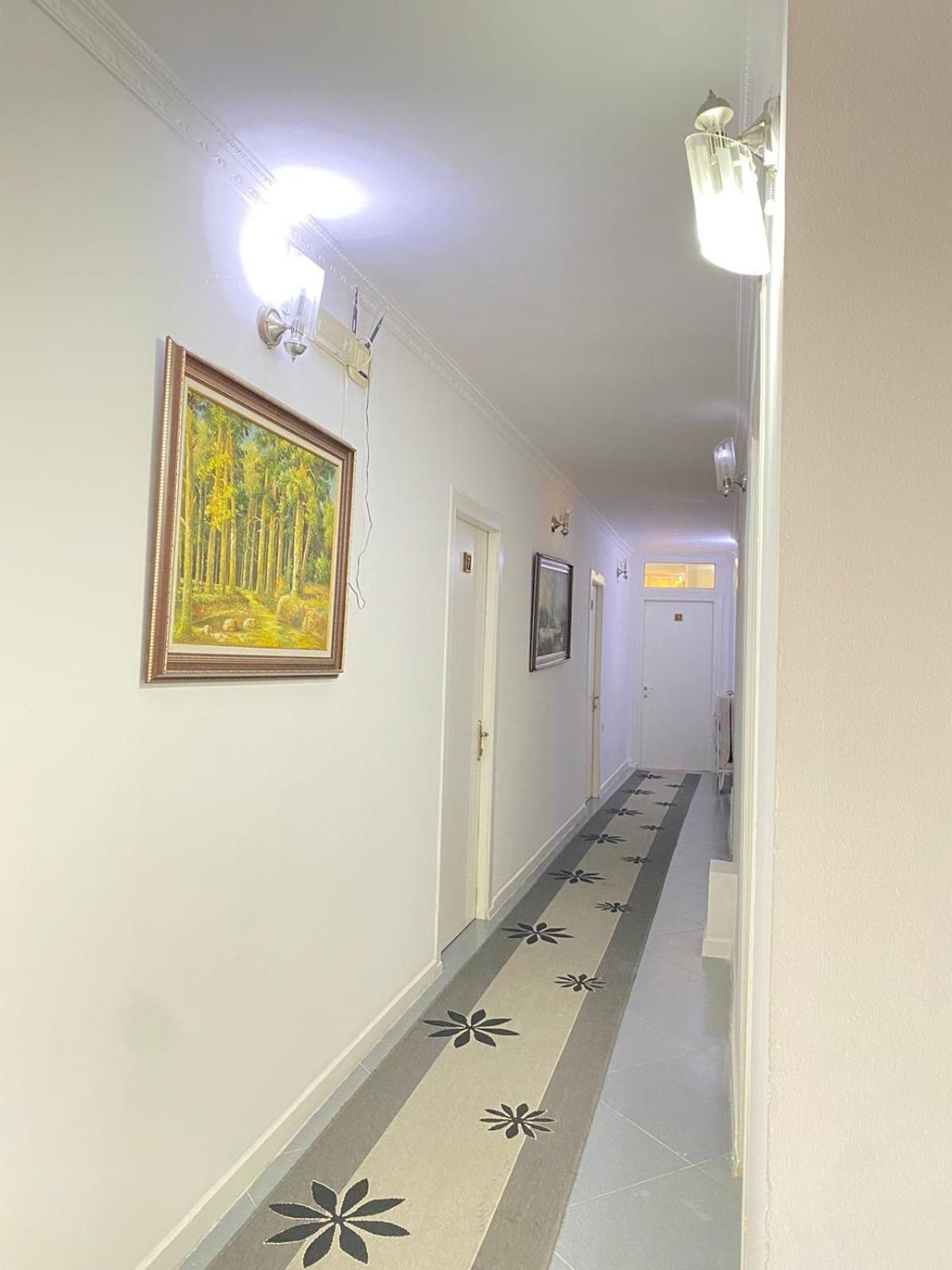Hotel Pasarela ベラト エクステリア 写真